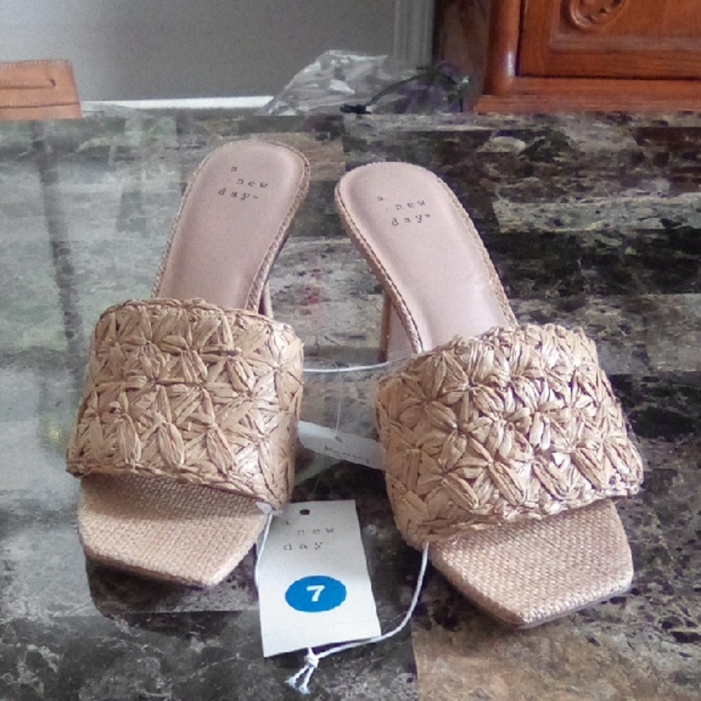 A New Day Women's Tan Woven Sandals